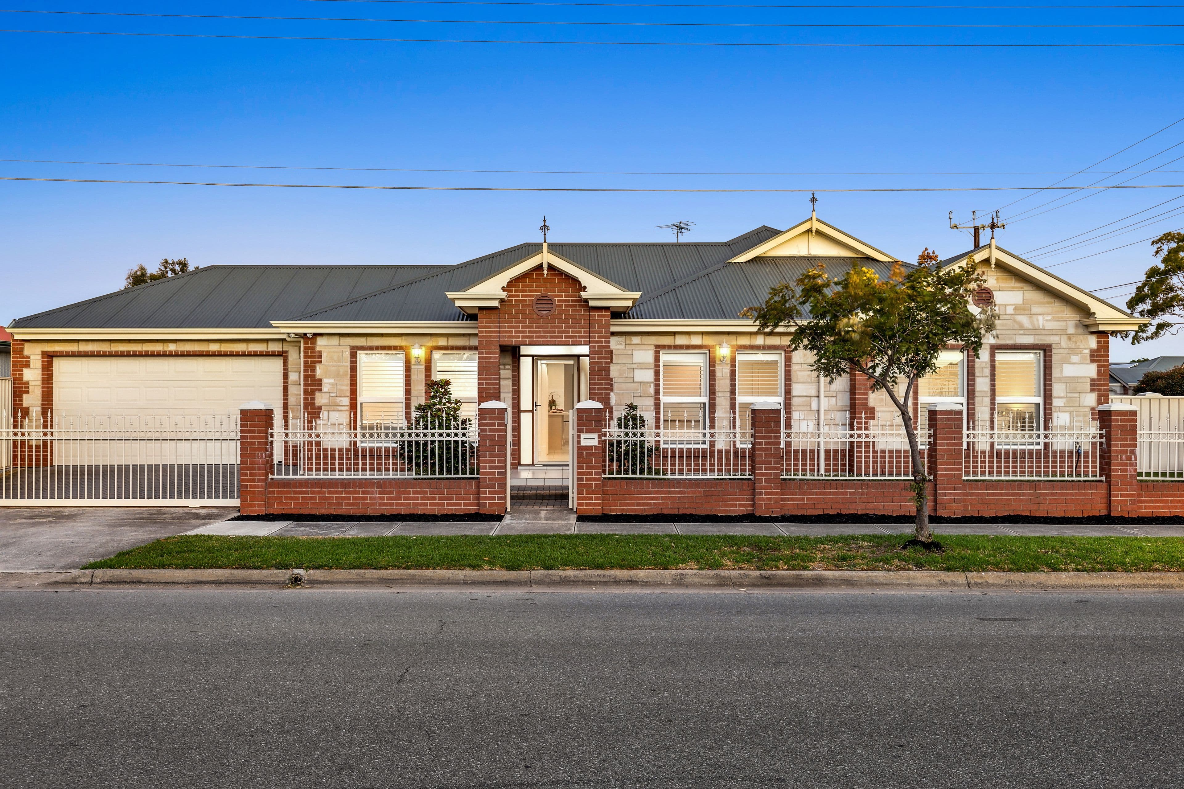 35 Selkirk Avenue, Seaton SA 5023, Seaton - Image 1