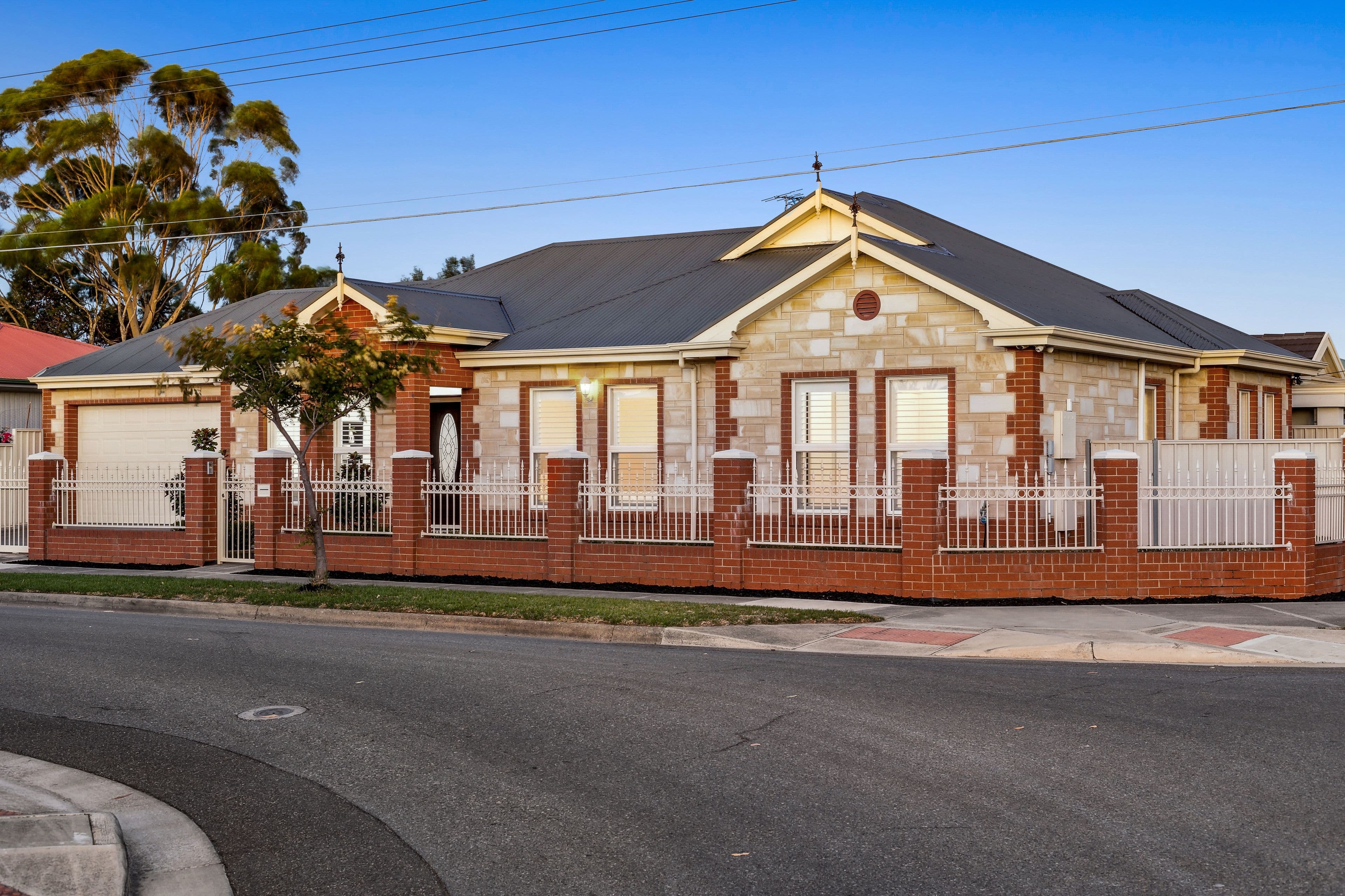 35 Selkirk Avenue, Seaton SA 5023, Seaton - Thumbnail 2