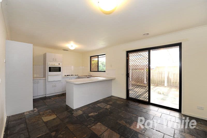 25 Elstar Road, NARRE WARREN VIC 3805, Narre Warren - Thumbnail 3