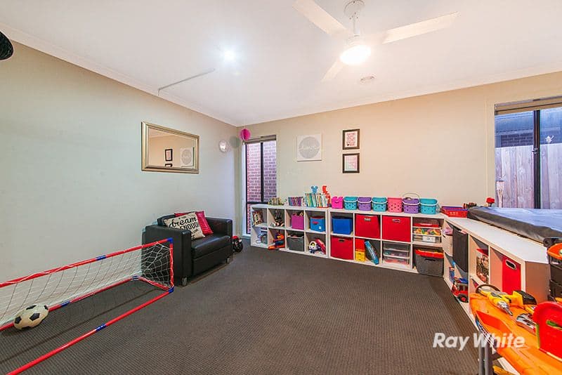 8 Firebird Street, Cranbourne East VIC 3977, Cranbourne East - Thumbnail 5