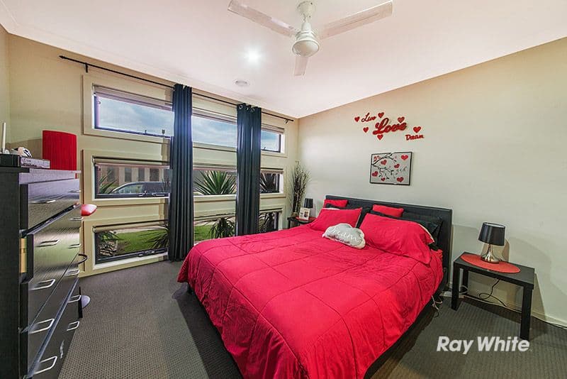8 Firebird Street, Cranbourne East VIC 3977, Cranbourne East - Thumbnail 6
