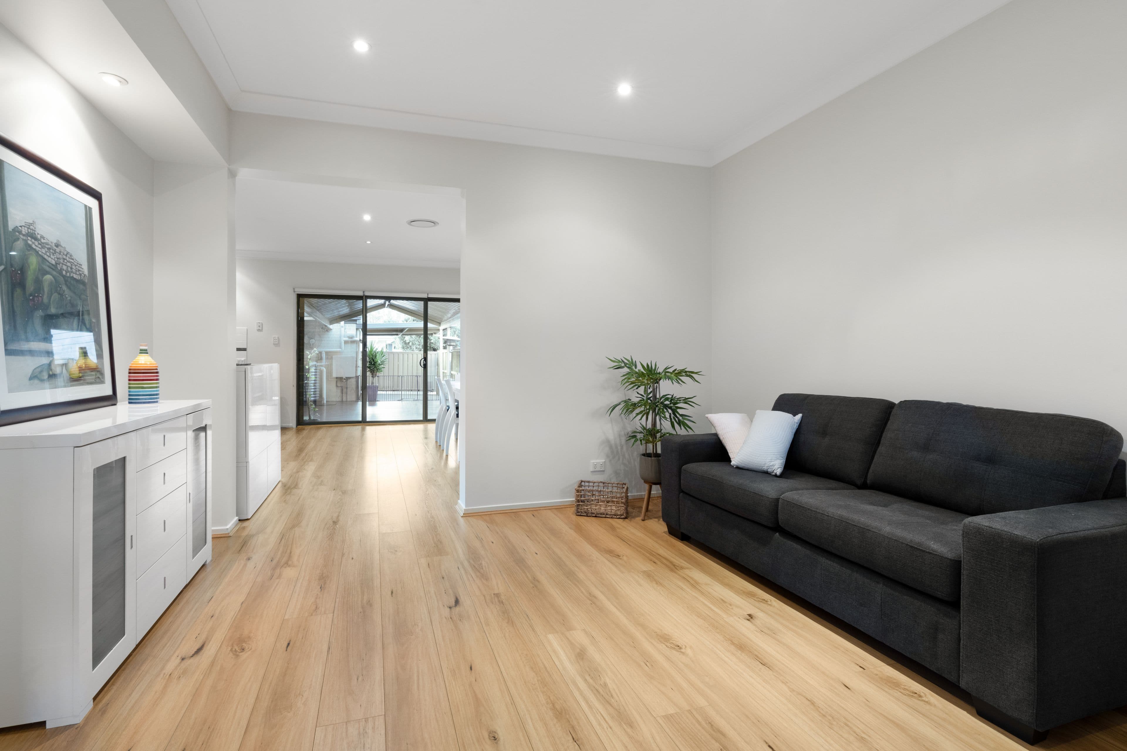 33 Stowe Avenue, Campbelltown NSW 2560, Campbelltown - Thumbnail 4