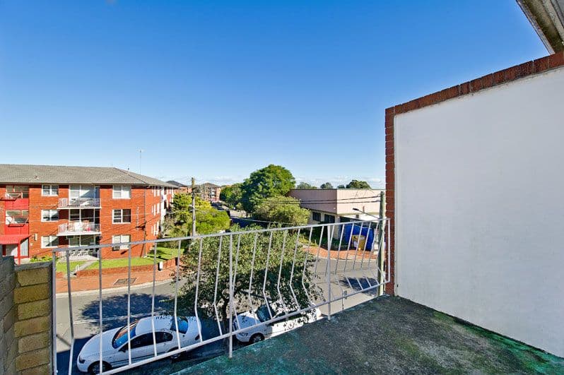 18 Evans Avenue, EASTLAKES NSW 2018, Eastlakes - Thumbnail 2