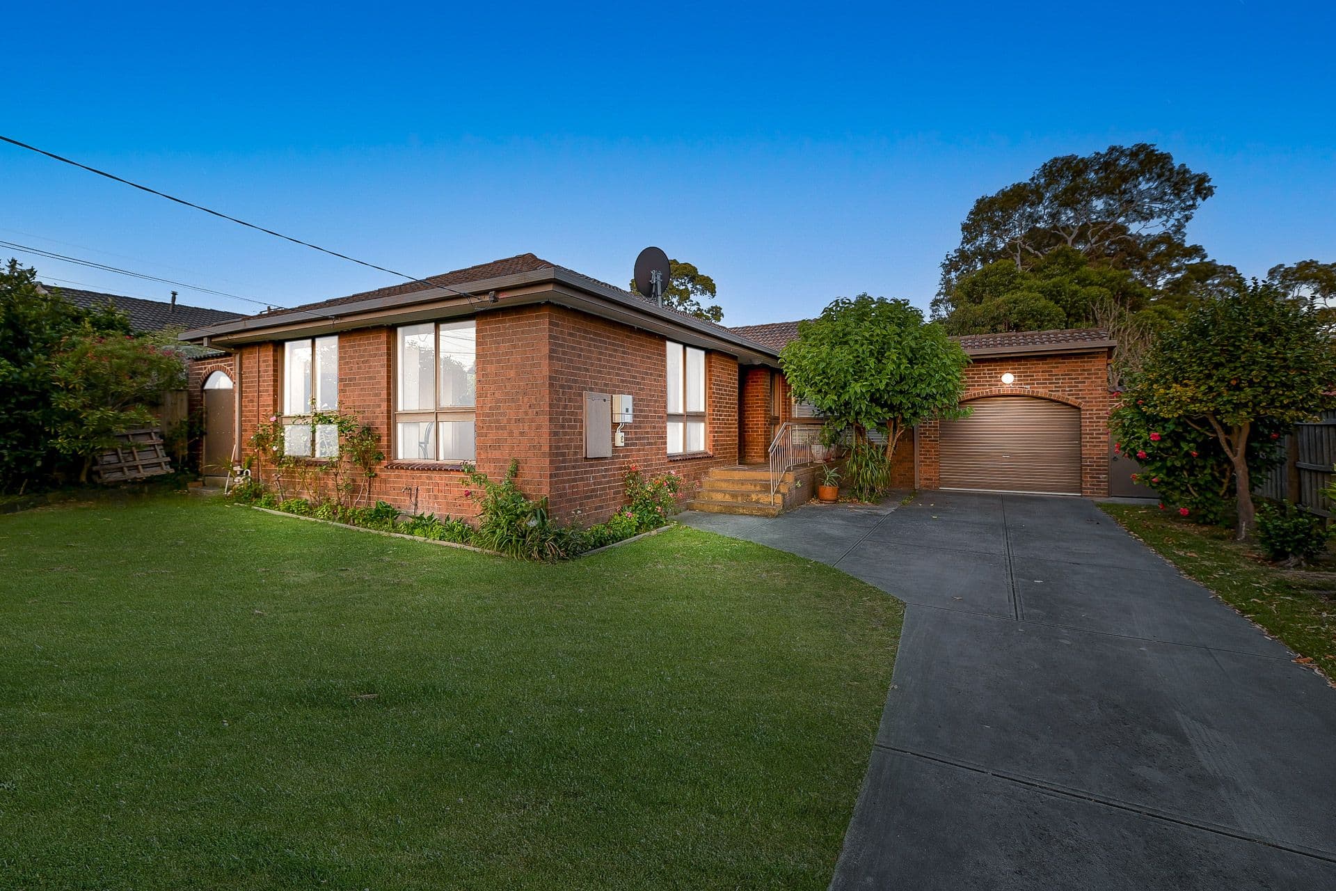 18 Huxley Avenue, Mulgrave VIC 3170, Mulgrave - Image 1