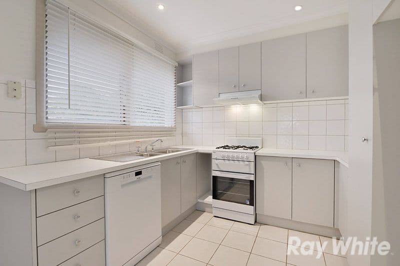 35 Westham Crescent, BAYSWATER VIC 3153, Bayswater - Thumbnail 3