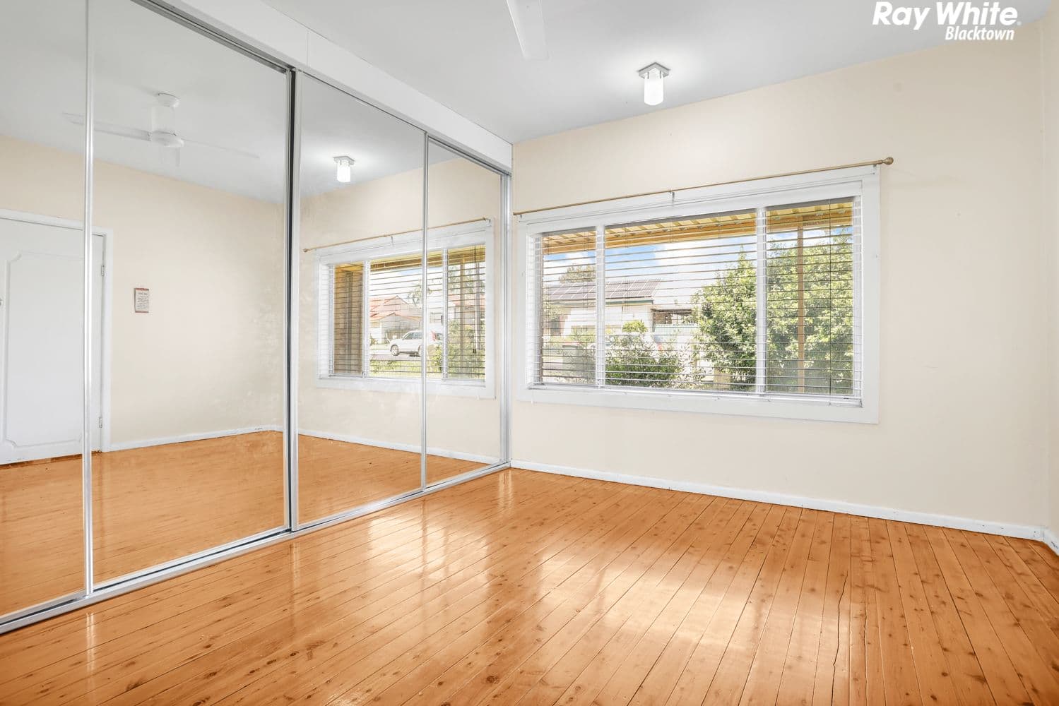 9 RUSSELL Street, Blacktown NSW 2148, Blacktown - Thumbnail 4