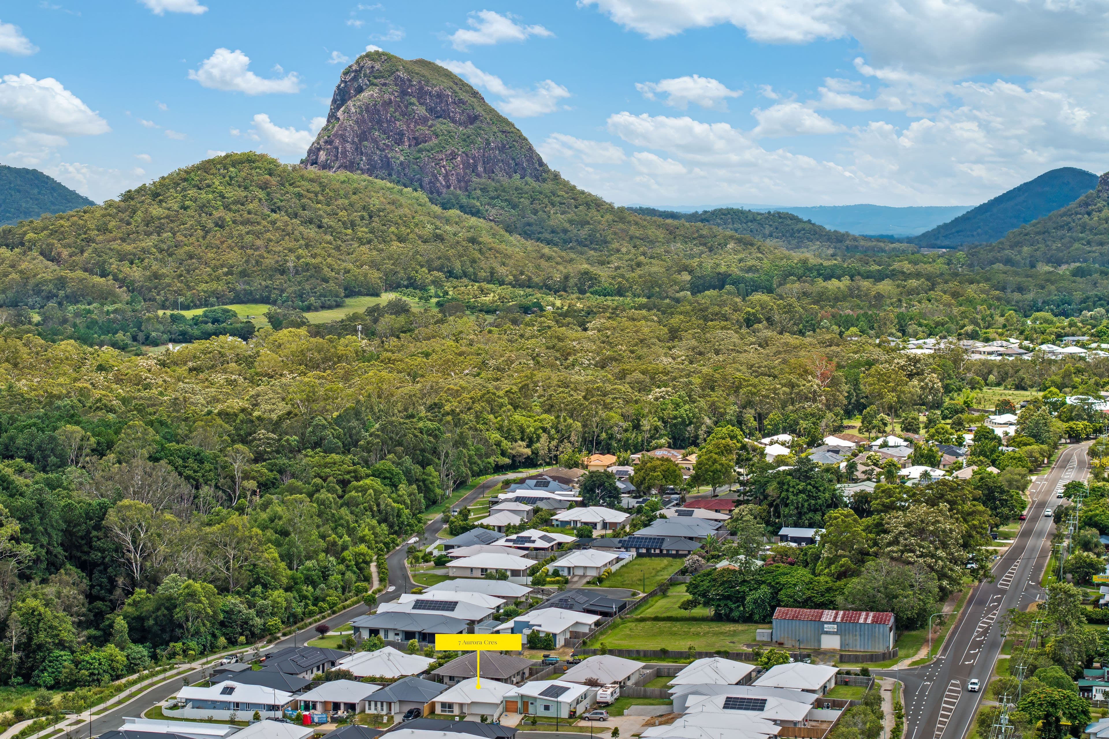 7 Aurora Crescent, Glass House Mountains QLD 4518, Glass House Mountains - Thumbnail 4