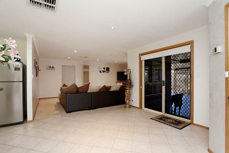 16 Glastonbury Way, CRAIGMORE SA 5114, Craigmore - Thumbnail 5