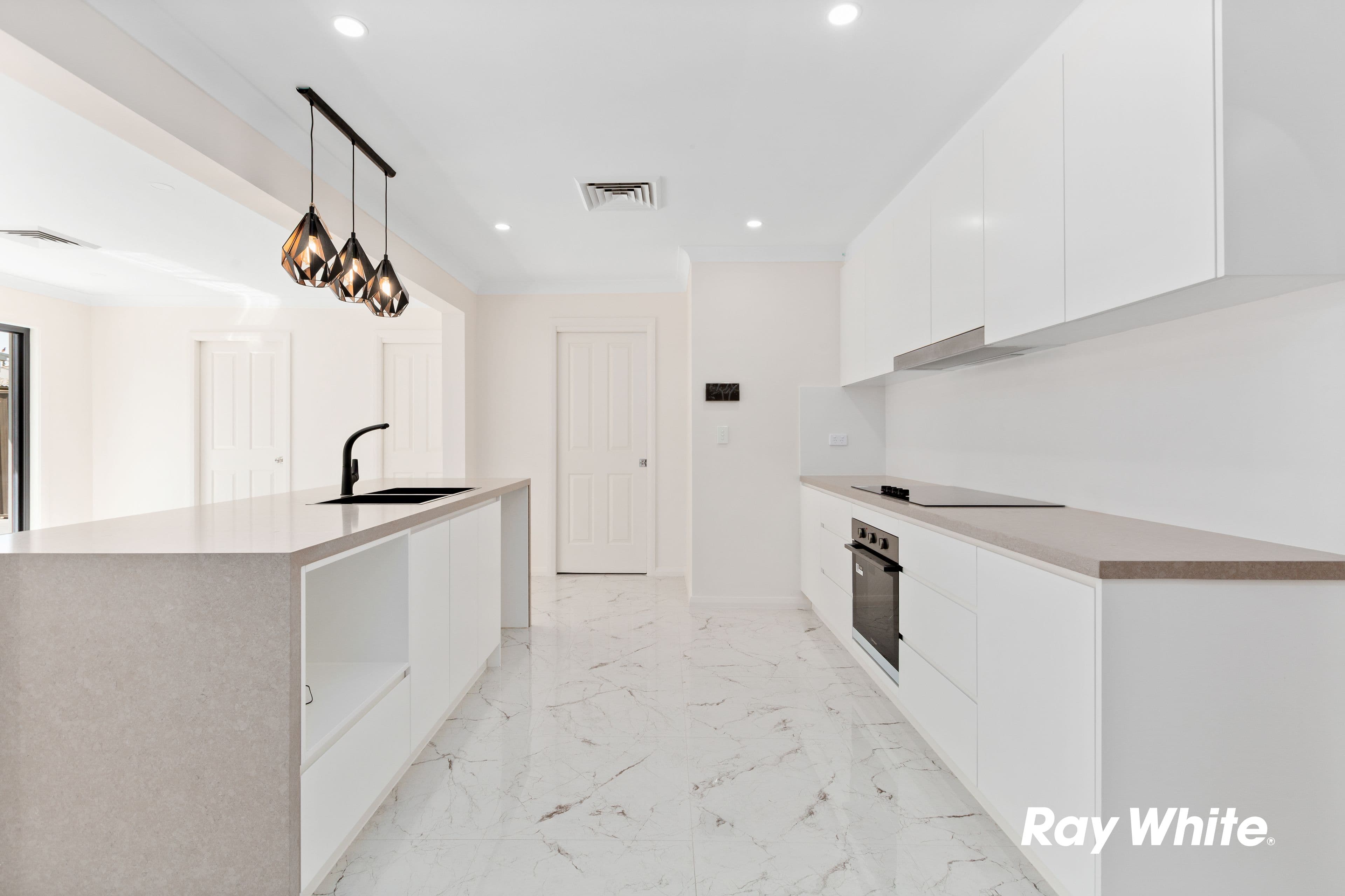 5 Stewart Avenue, Blacktown NSW 2148, Blacktown - Thumbnail 4