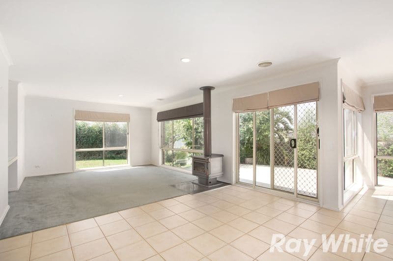 14 Ivory Drive, Pakenham VIC 3810, Pakenham - Thumbnail 3
