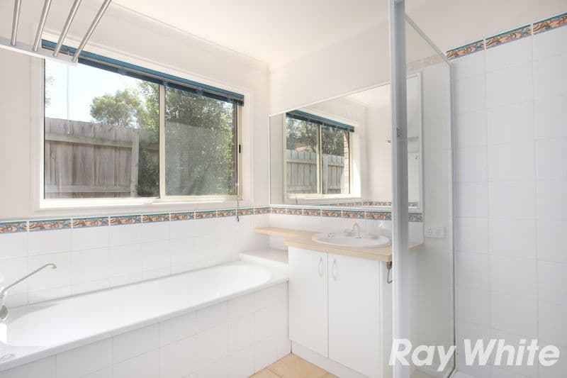 14 Ivory Drive, Pakenham VIC 3810, Pakenham - Thumbnail 6