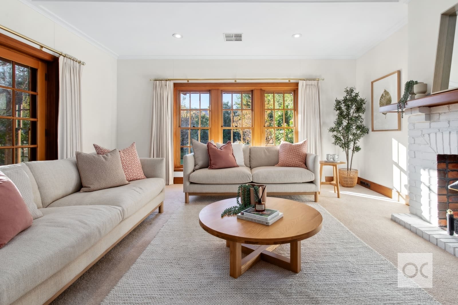 39 Elmo Avenue, Westbourne Park - Thumbnail 2