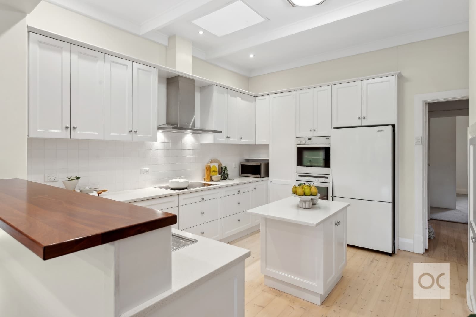39 Elmo Avenue, Westbourne Park - Thumbnail 3