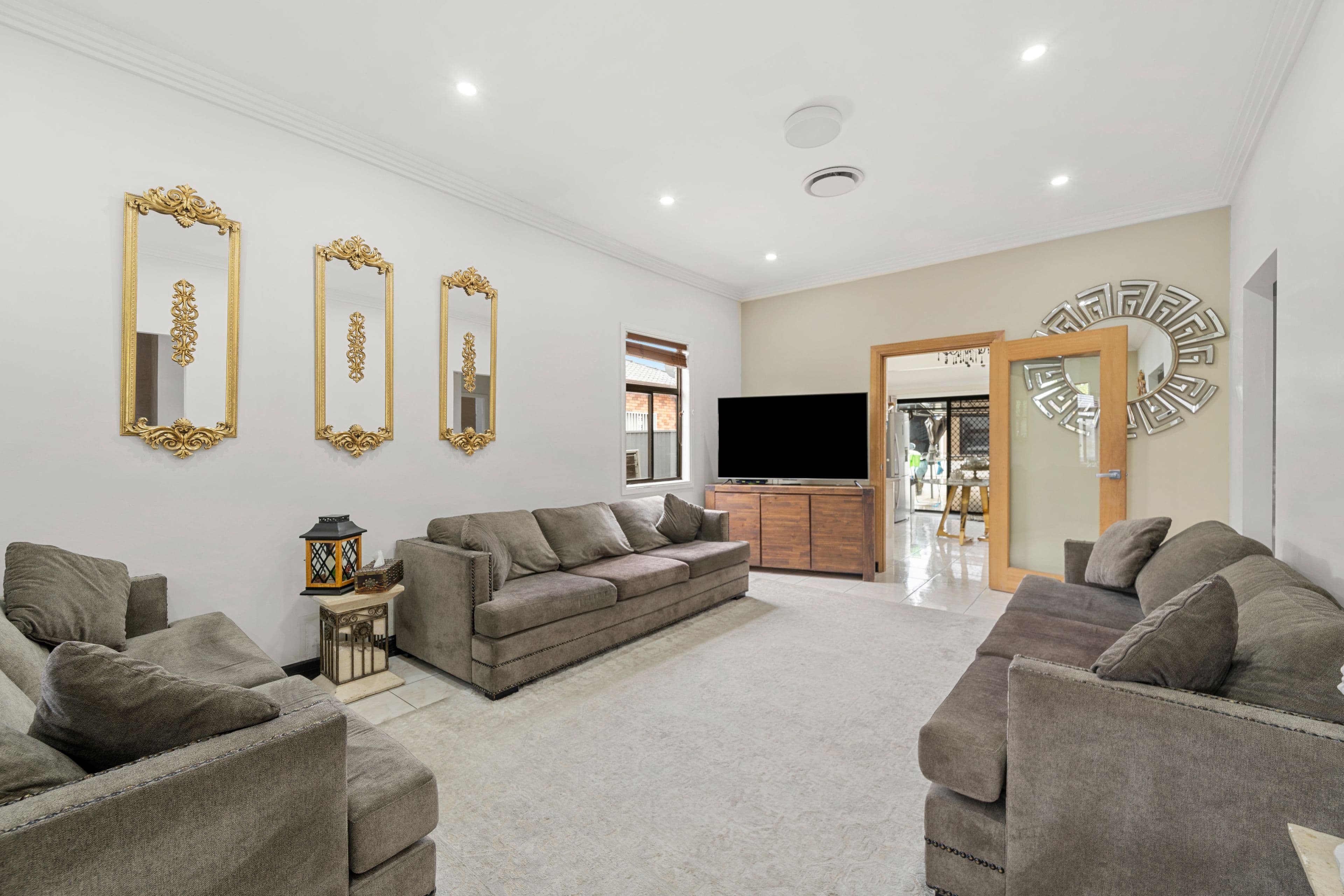 77 Griffiths Avenue, Bankstown NSW 2200, Bankstown - Thumbnail 2