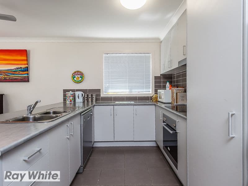 69 Daintree Circuit, North Lakes QLD 4509, North Lakes - Thumbnail 3