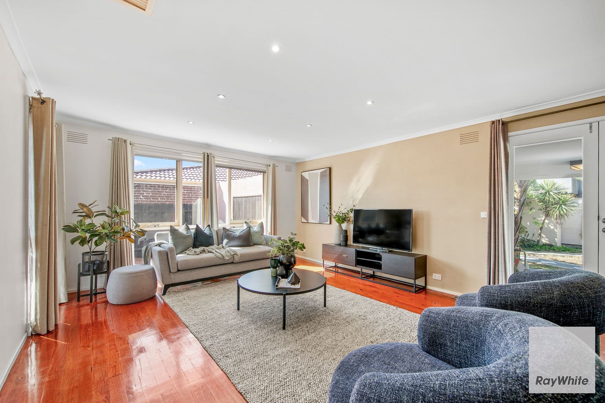 12 Narong Place, Keilor Downs VIC 3038, Keilor Downs - Thumbnail 2