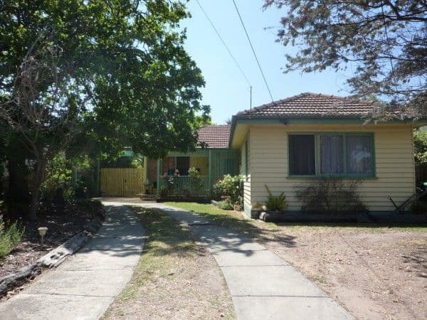 143 Rosslyn Avenue, SEAFORD VIC 3198, Seaford - Image 1