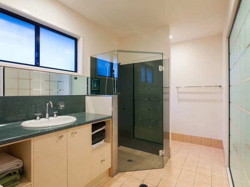 38 Twelfth Avenue, ST LUCIA QLD 4067, St Lucia - Thumbnail 7