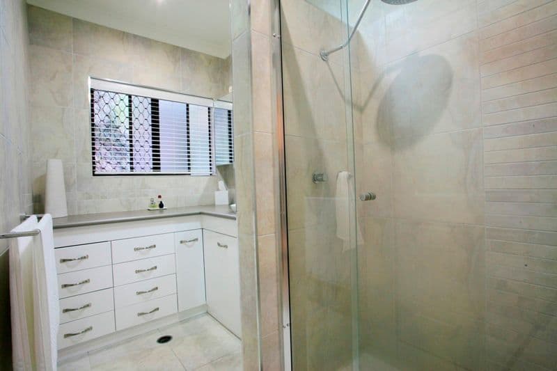 19 Serrano Crescent, CRANBROOK QLD 4814, Cranbrook - Thumbnail 8