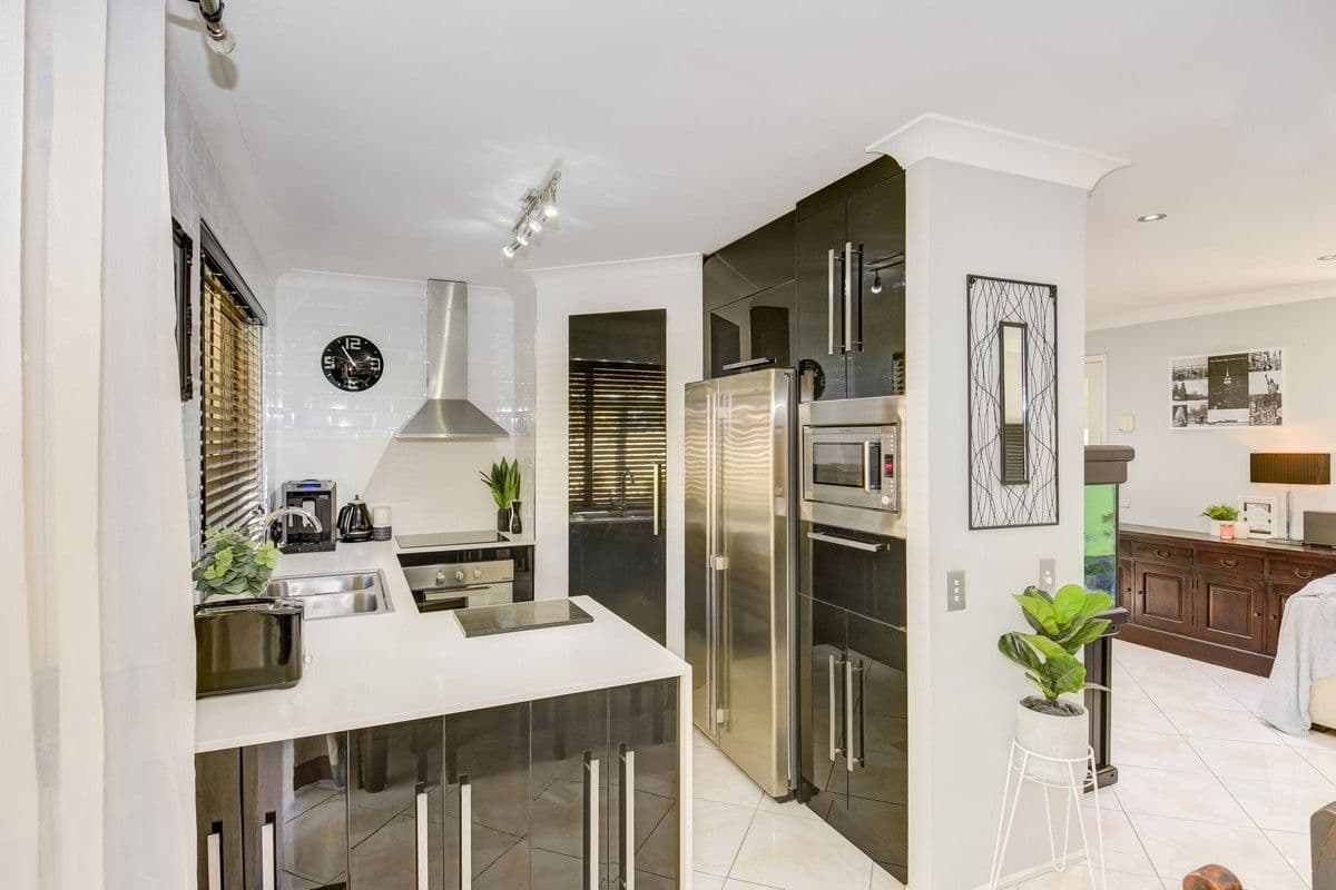 6 Halifax Place, Berrinba QLD 4117, Berrinba - Thumbnail 2