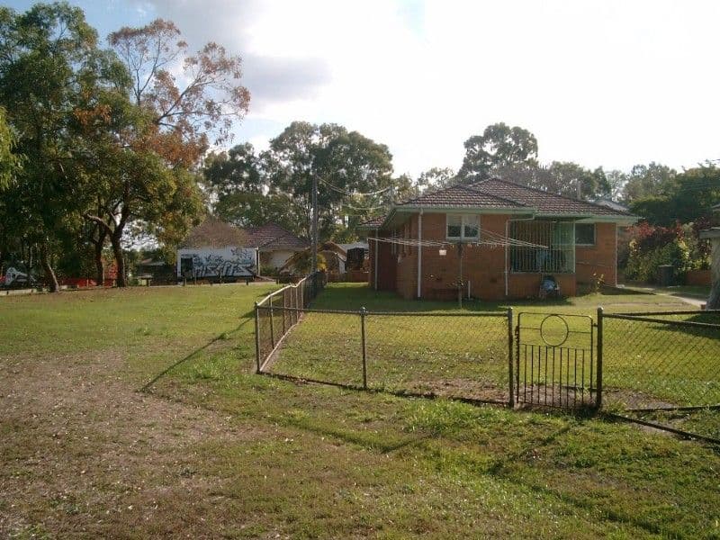 30 Munna Street, WILSTON QLD 4051, Wilston - Thumbnail 2
