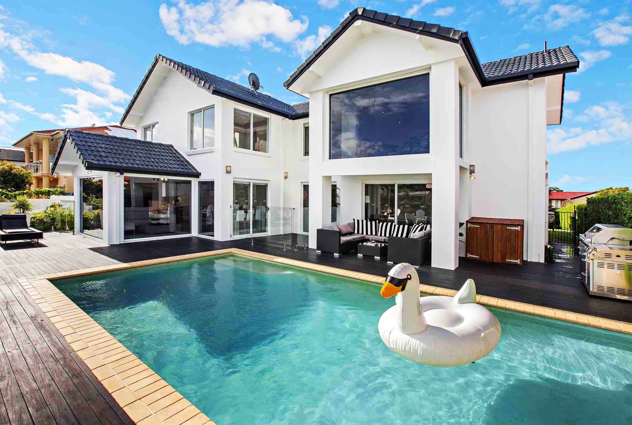 5 Volante Crescent, Mermaid Waters QLD 4218, Mermaid Waters - Thumbnail 2