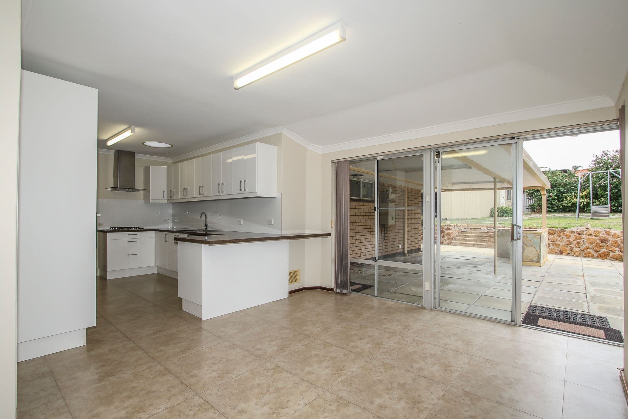 11 Myaree Way, Duncraig WA 6023, Duncraig - Thumbnail 8