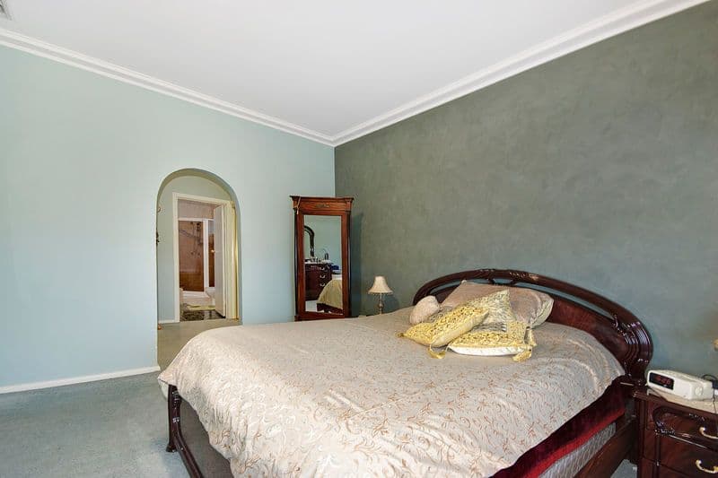 61 Scotsburn Avenue, OAKLEIGH SOUTH VIC 3167, Oakleigh South - Thumbnail 6