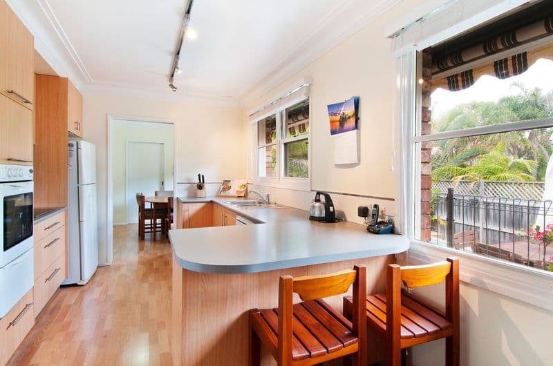 1 Kew Close, BELROSE NSW 2085, Belrose - Thumbnail 2