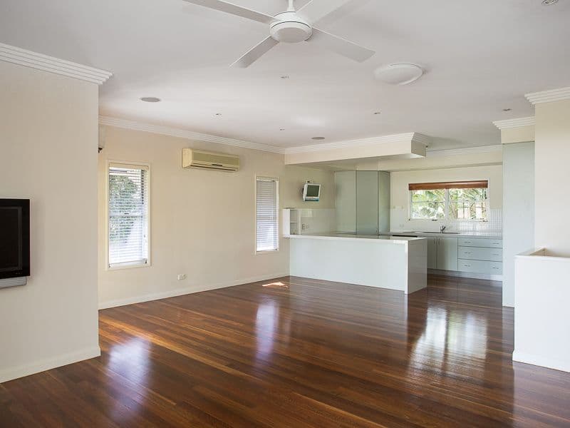 8 Melbourne Avenue, CAMP HILL QLD 4152, Camp Hill - Thumbnail 4
