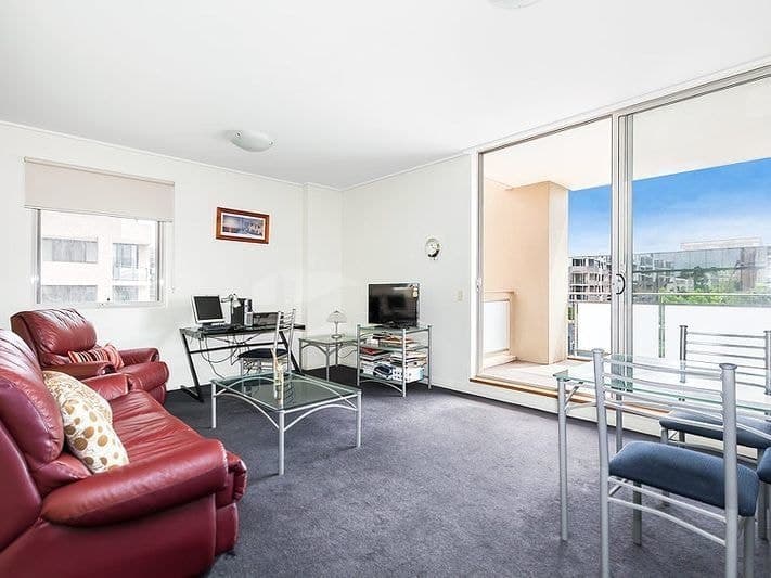 340/30-46 Baywater Drive, Wentworth Point - Thumbnail 2