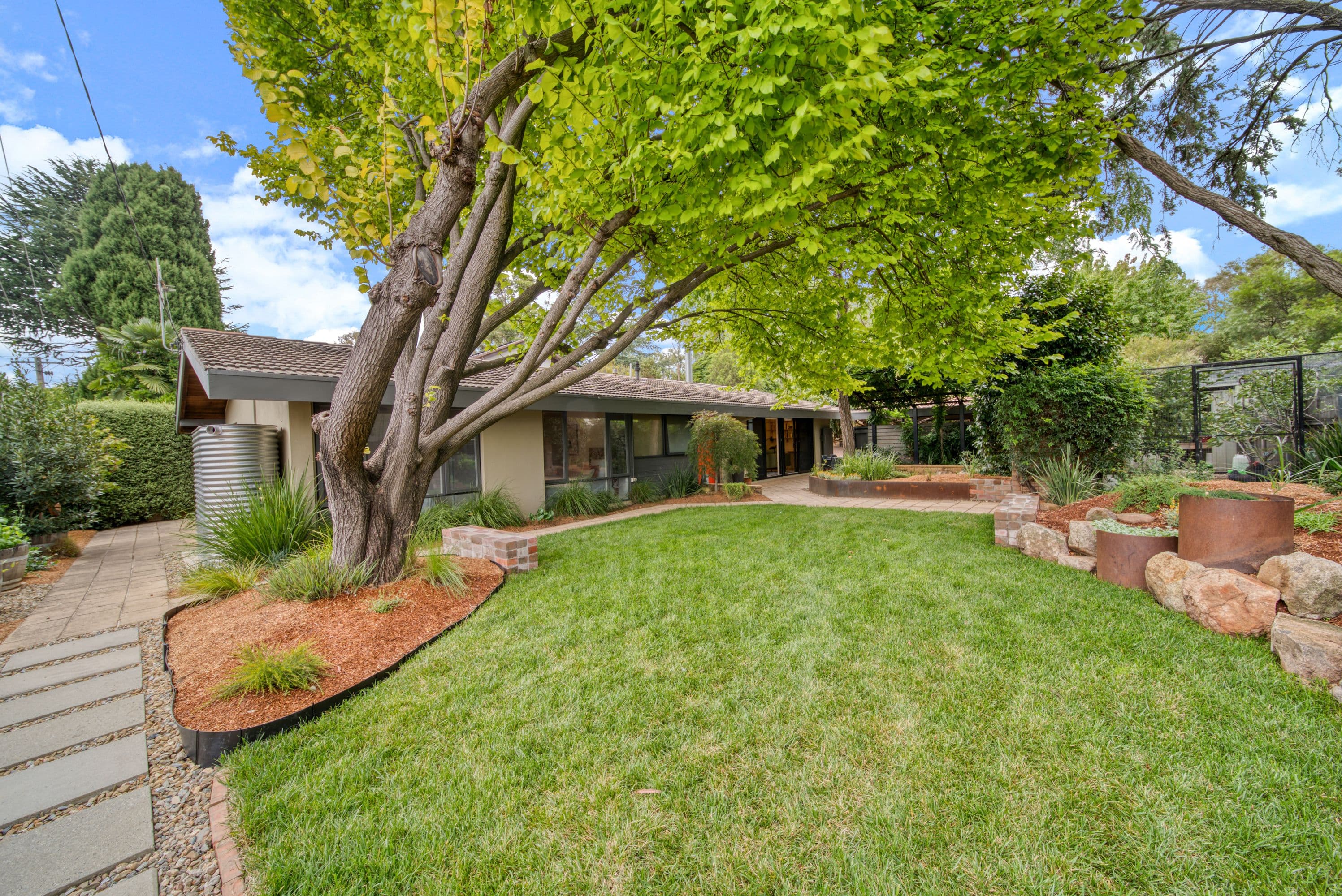 20 Oakes Street, Cook ACT 2614, Cook - Thumbnail 2