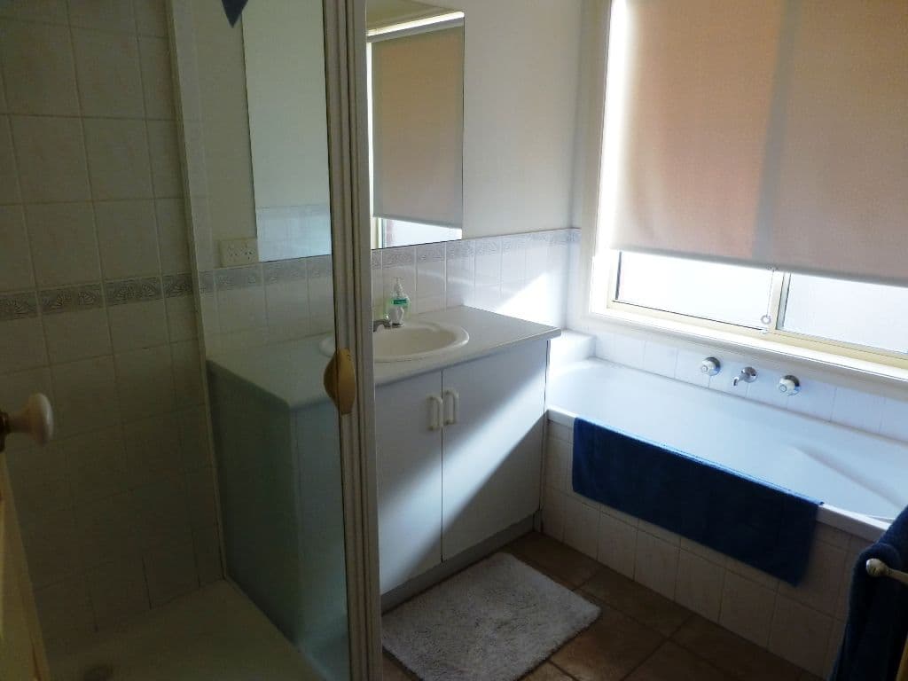 21 Alfred Avenue, ECHUCA VIC 3564, Echuca - Thumbnail 5