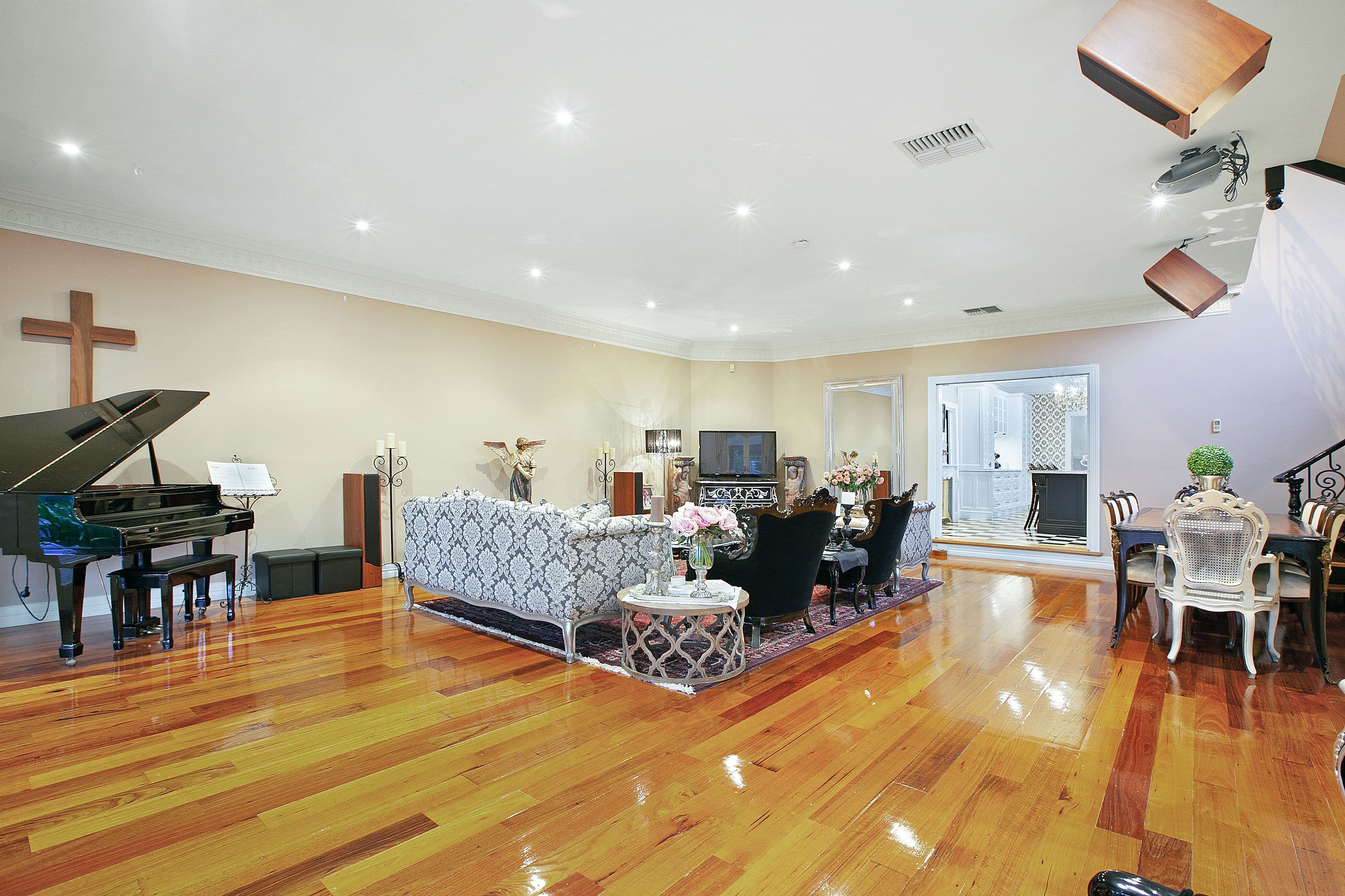 90 Thackeray Road, Reservoir VIC 3073, Reservoir - Thumbnail 8