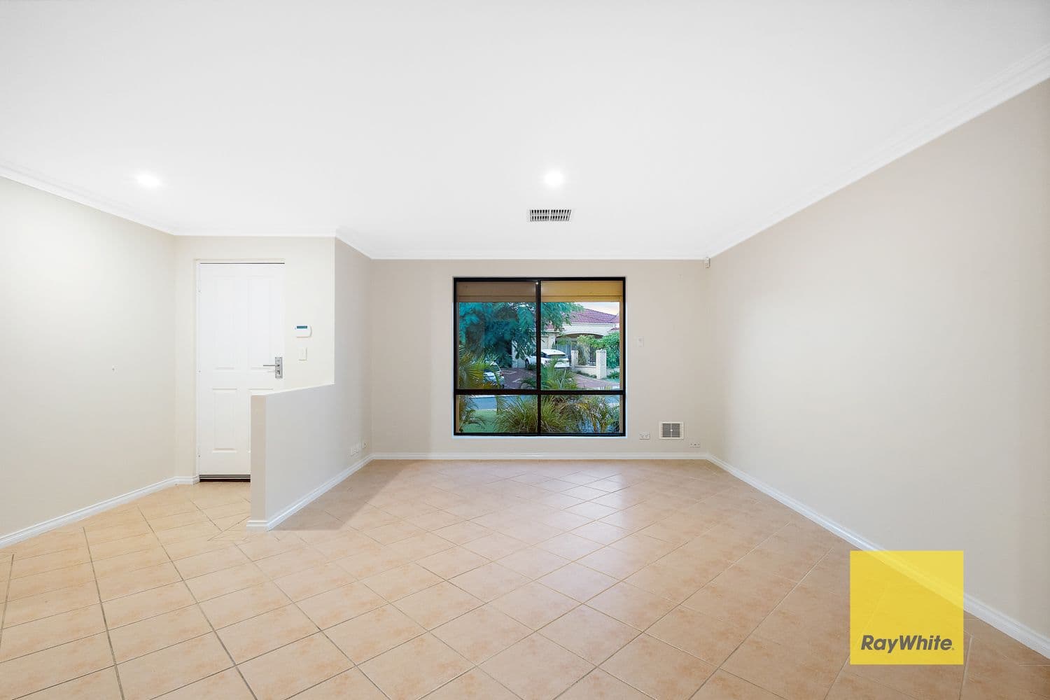 4 Laura Rise, Marangaroo WA 6064, Marangaroo - Thumbnail 8