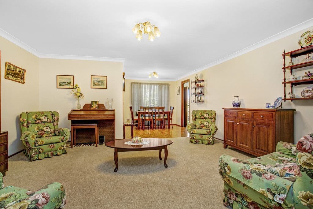 39 Clarence Street, Tenambit NSW 2323, Tenambit - Thumbnail 2