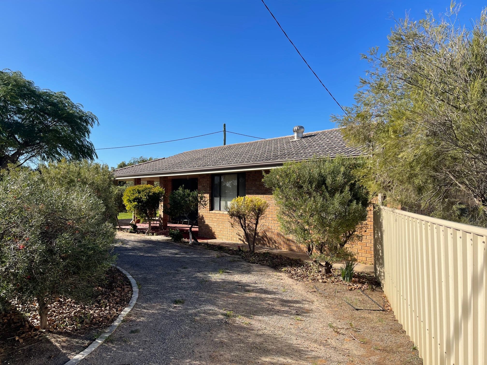 5 Irwin Crescent, Dongara WA 6525, Dongara - Thumbnail 3
