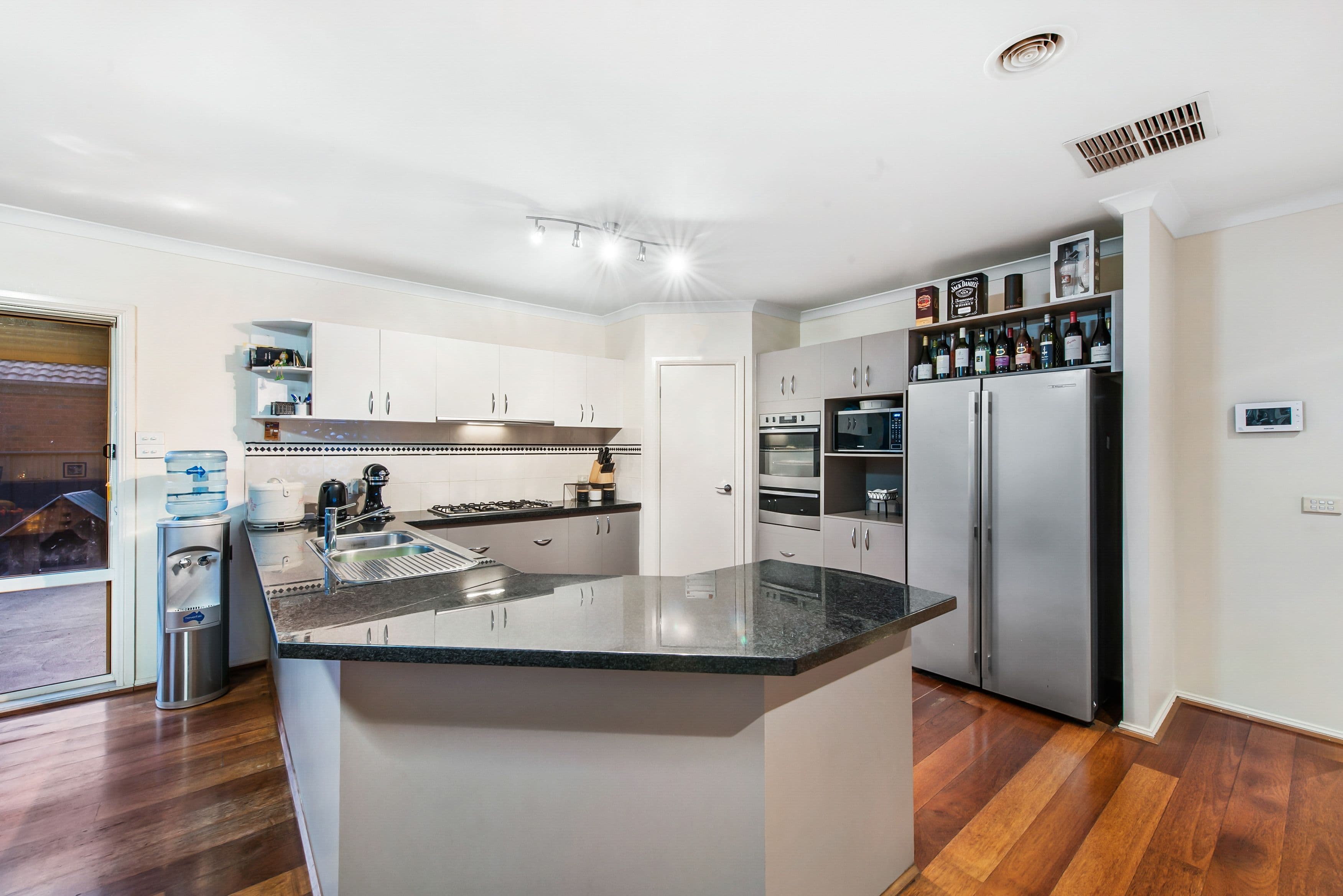 3 Wilton Green, DERRIMUT VIC 3026, Derrimut - Thumbnail 2