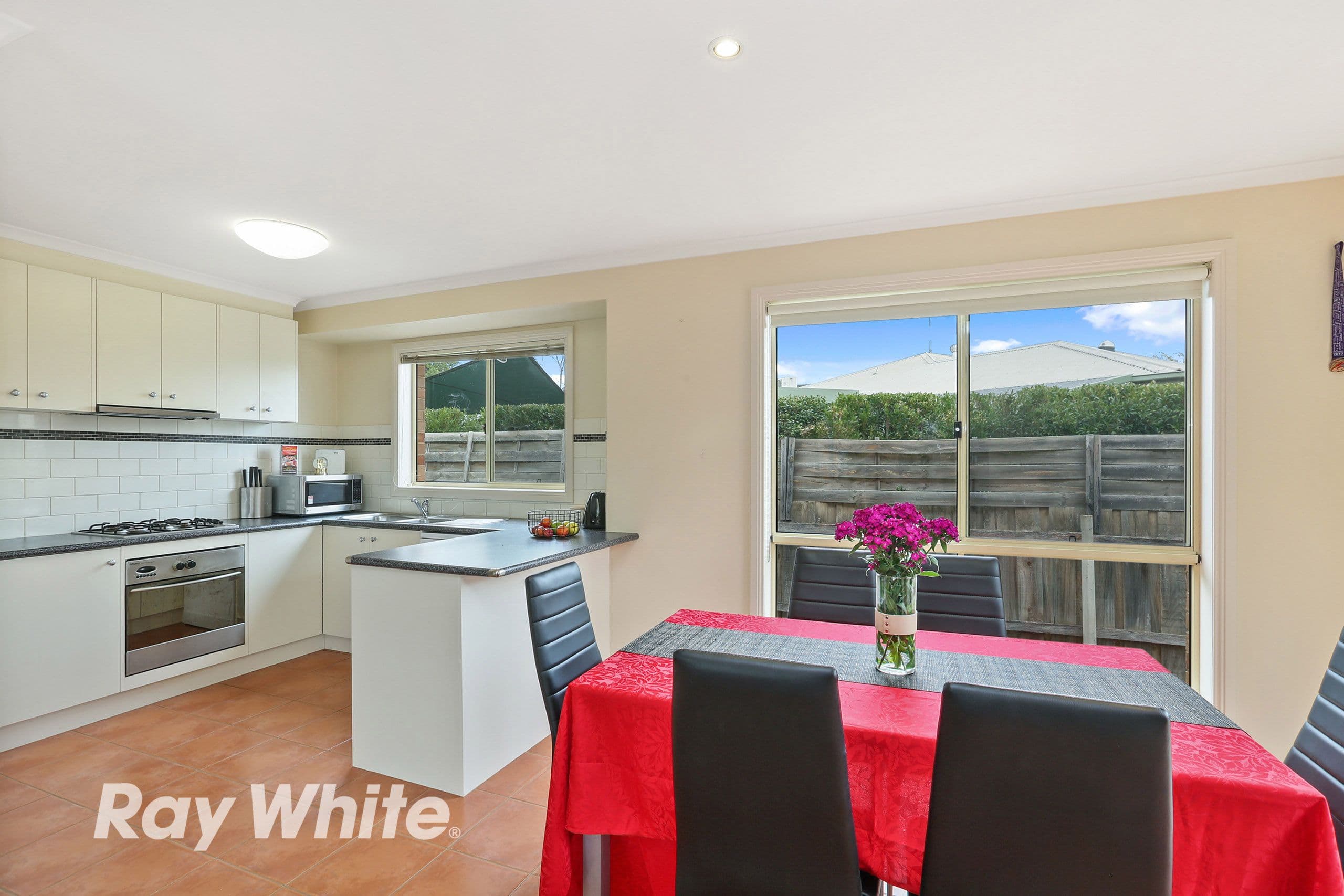 10 Wheat Court, Lara VIC 3212, Lara - Thumbnail 2