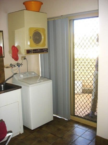 76 Bayview Street, MOUNT TARCOOLA WA 6530, Mount Tarcoola - Thumbnail 4