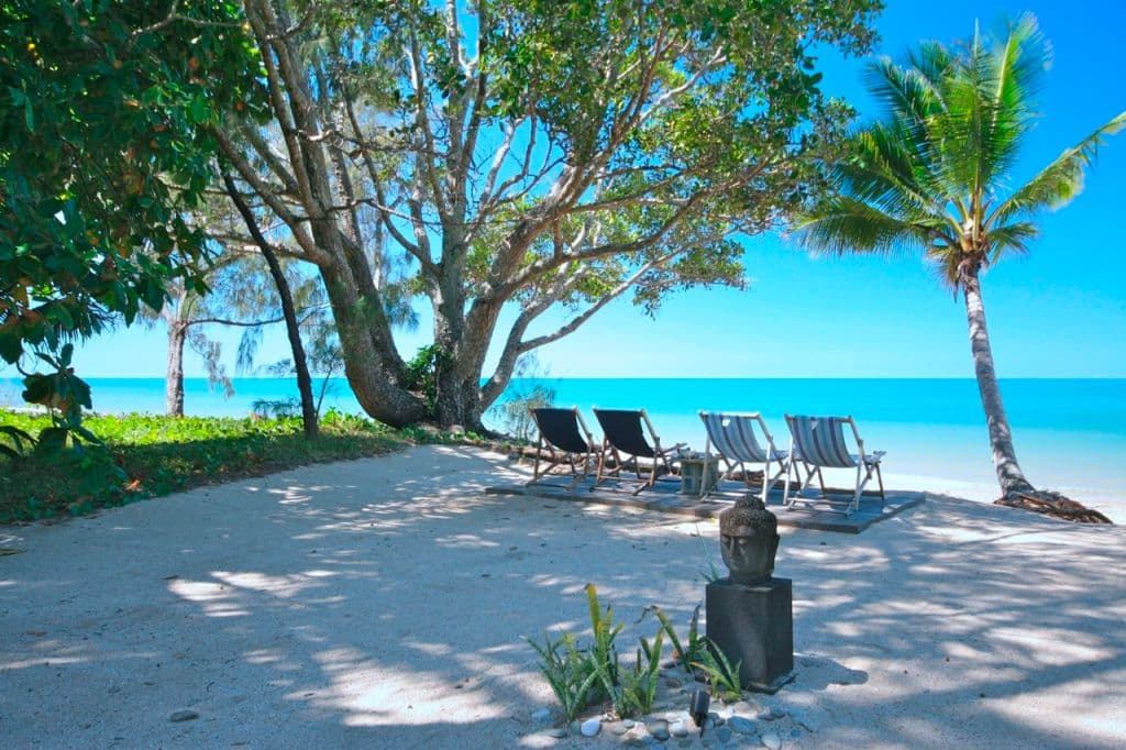 9 Oak Street, OAK BEACH QLD 4877, Oak Beach - Image 1
