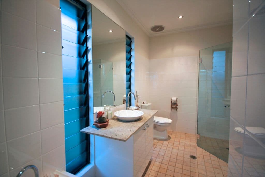9 Oak Street, OAK BEACH QLD 4877, Oak Beach - Thumbnail 6