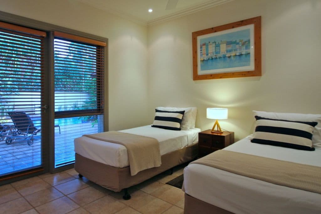 9 Oak Street, OAK BEACH QLD 4877, Oak Beach - Thumbnail 8
