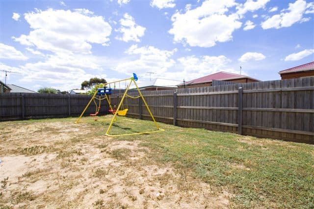 51 Walls Road, WERRIBEE VIC 3030, Werribee - Thumbnail 8