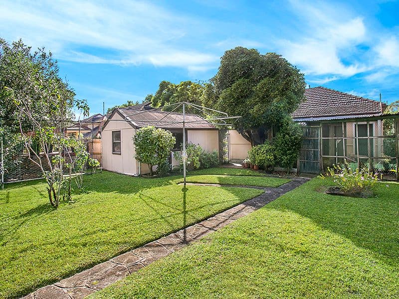 235 Port Hacking Road, Miranda - Thumbnail 2
