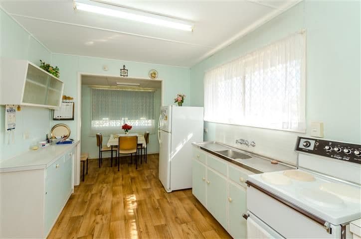 8 Charles Street, West Gladstone QLD 4680, West Gladstone - Thumbnail 3