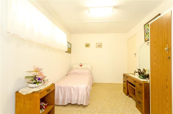 8 Charles Street, West Gladstone QLD 4680, West Gladstone - Thumbnail 7