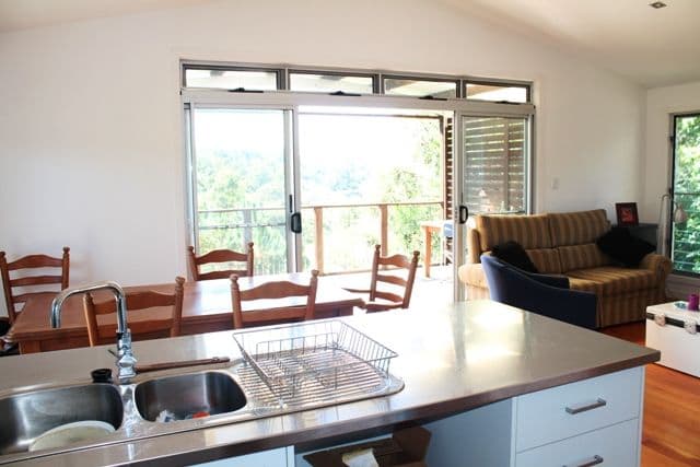 72 Magnetic Drive, EAGLE HEIGHTS QLD 4271, Eagle Heights - Thumbnail 6