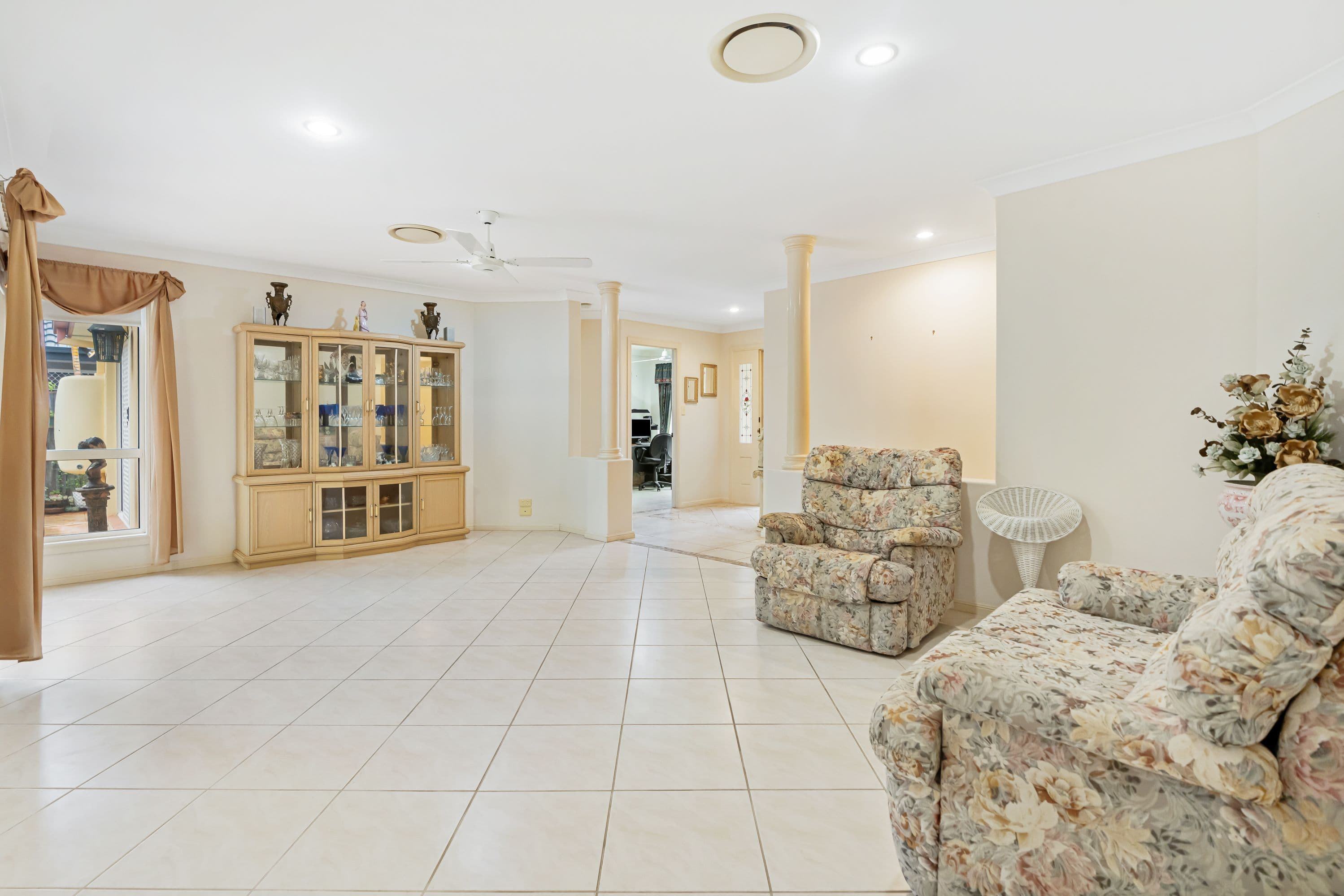 15 Lanai Drive, Burleigh Waters QLD 4220, Burleigh Waters - Thumbnail 4