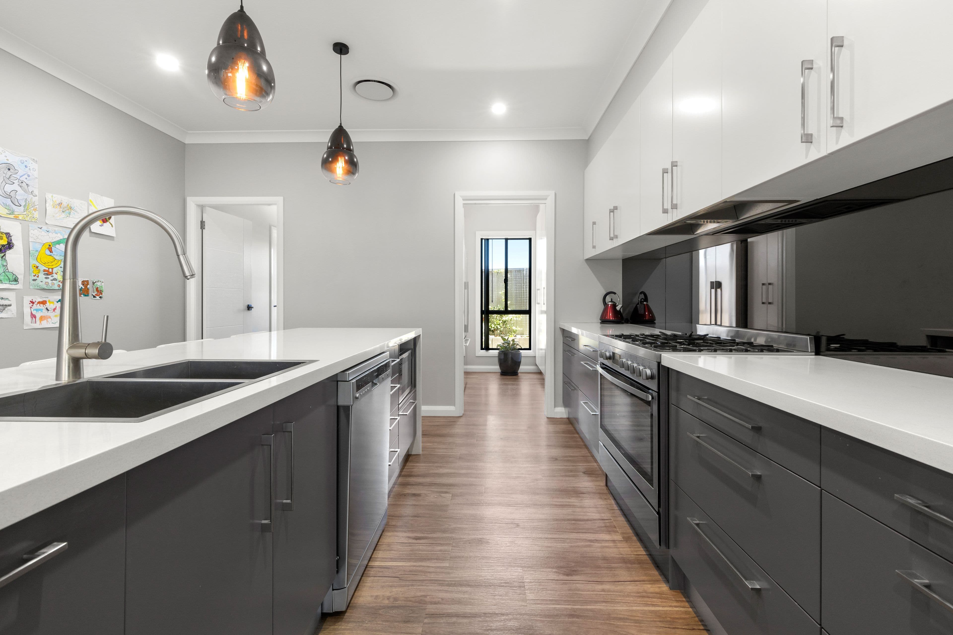 18 Quiberon Way, Goulburn NSW 2580, Goulburn - Thumbnail 2